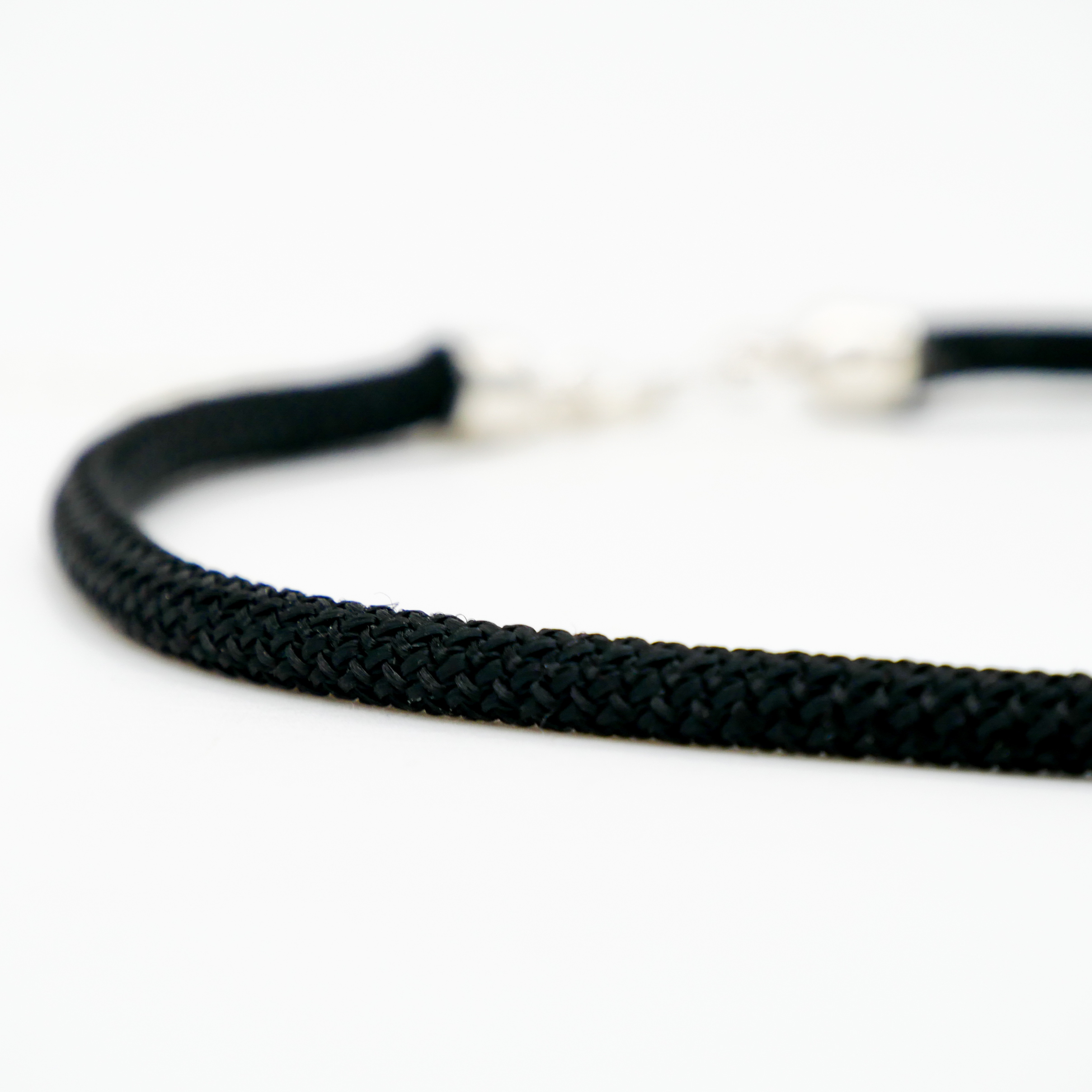 "Classic Ethnic" Halskette Cordband schwarz, gestreifte Knochenperle, 60 x 10 mm