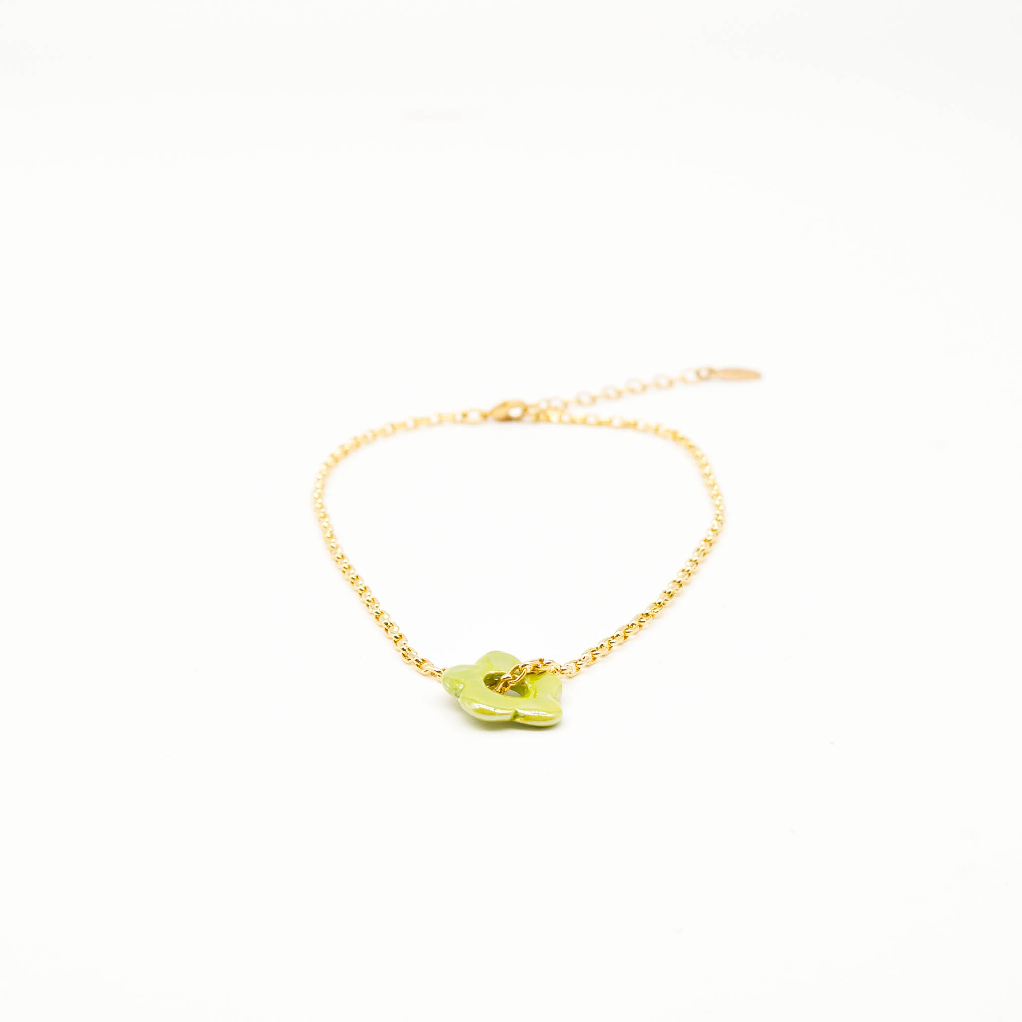 "Summer-Feeling", Kurze Metallkette vergoldet, Keramikblume green