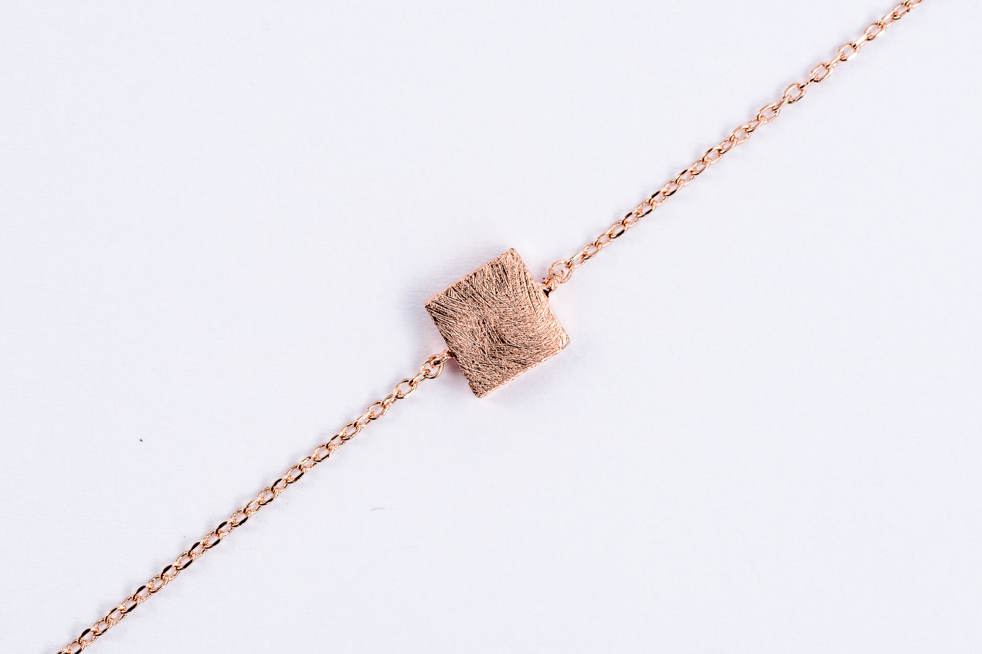 "Fine Filigré" feines Armband, Quadrat, rosévergoldet