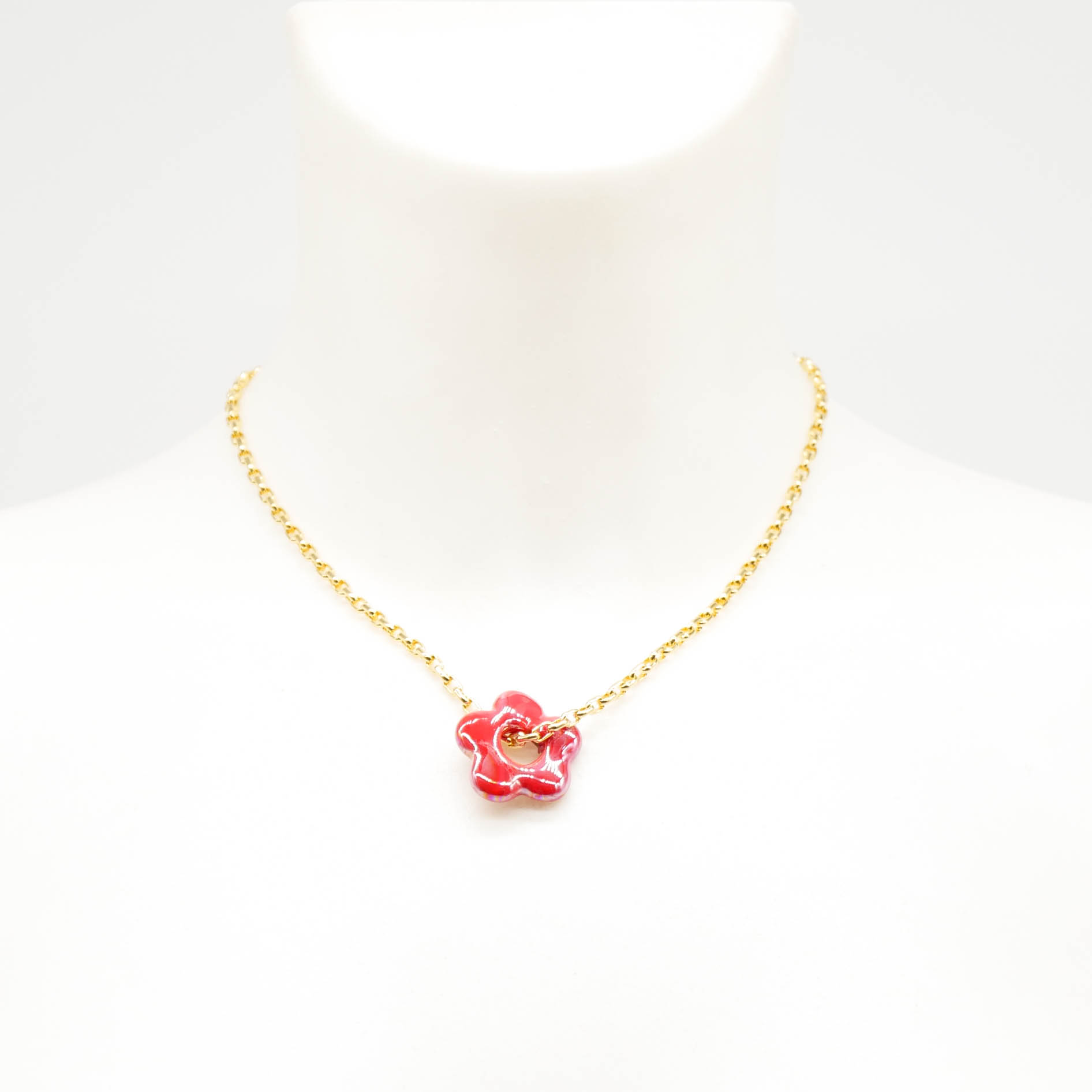 "Summer-Feeling", Kurze Metallkette vergoldet, Keramikblume red