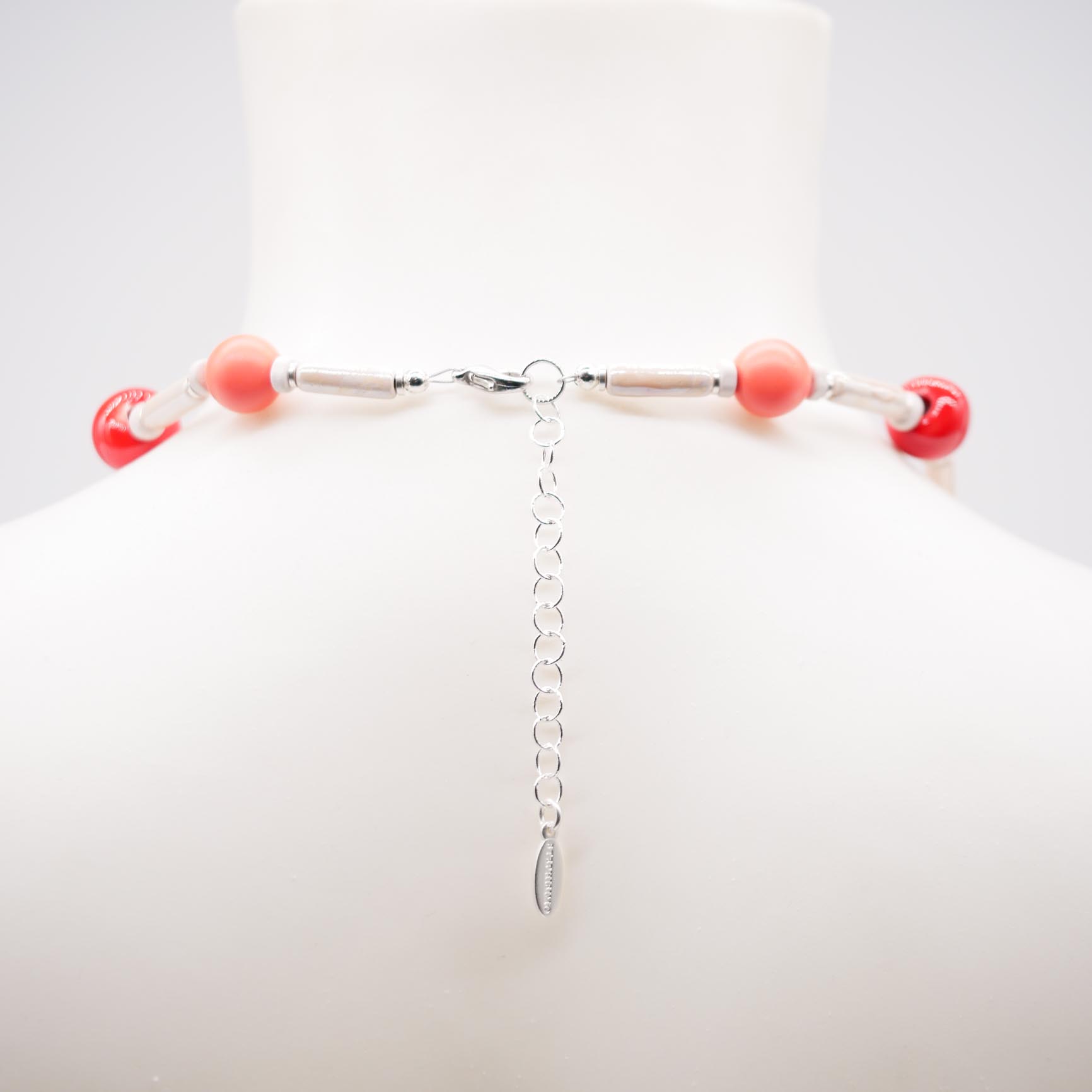 "Slim Bolly" kurze Kette mit Keramikstäben - Rot