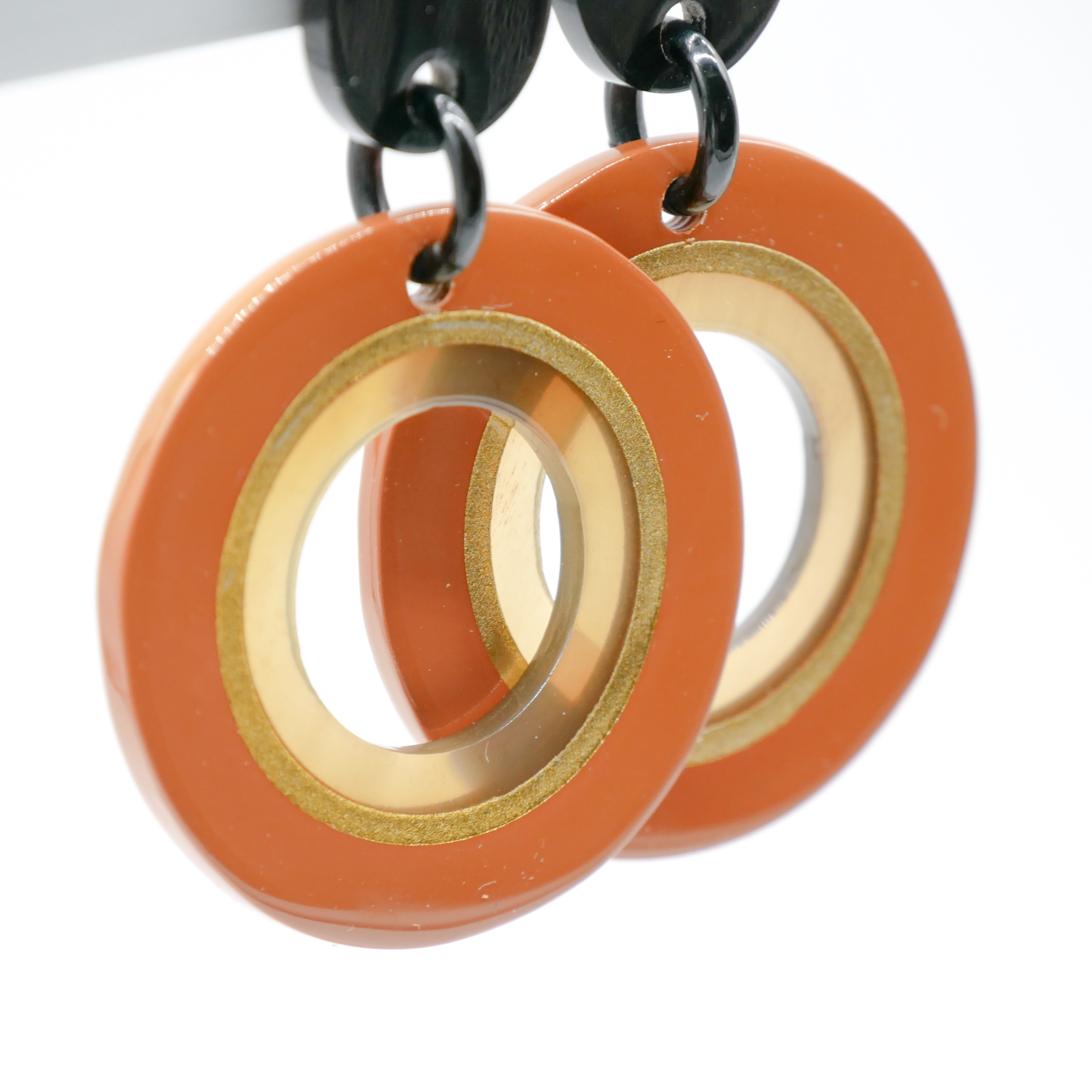 "Craft Art", Earring "Donut" brown craft, diameter. Ca. 44mm, Lack umbra + gold