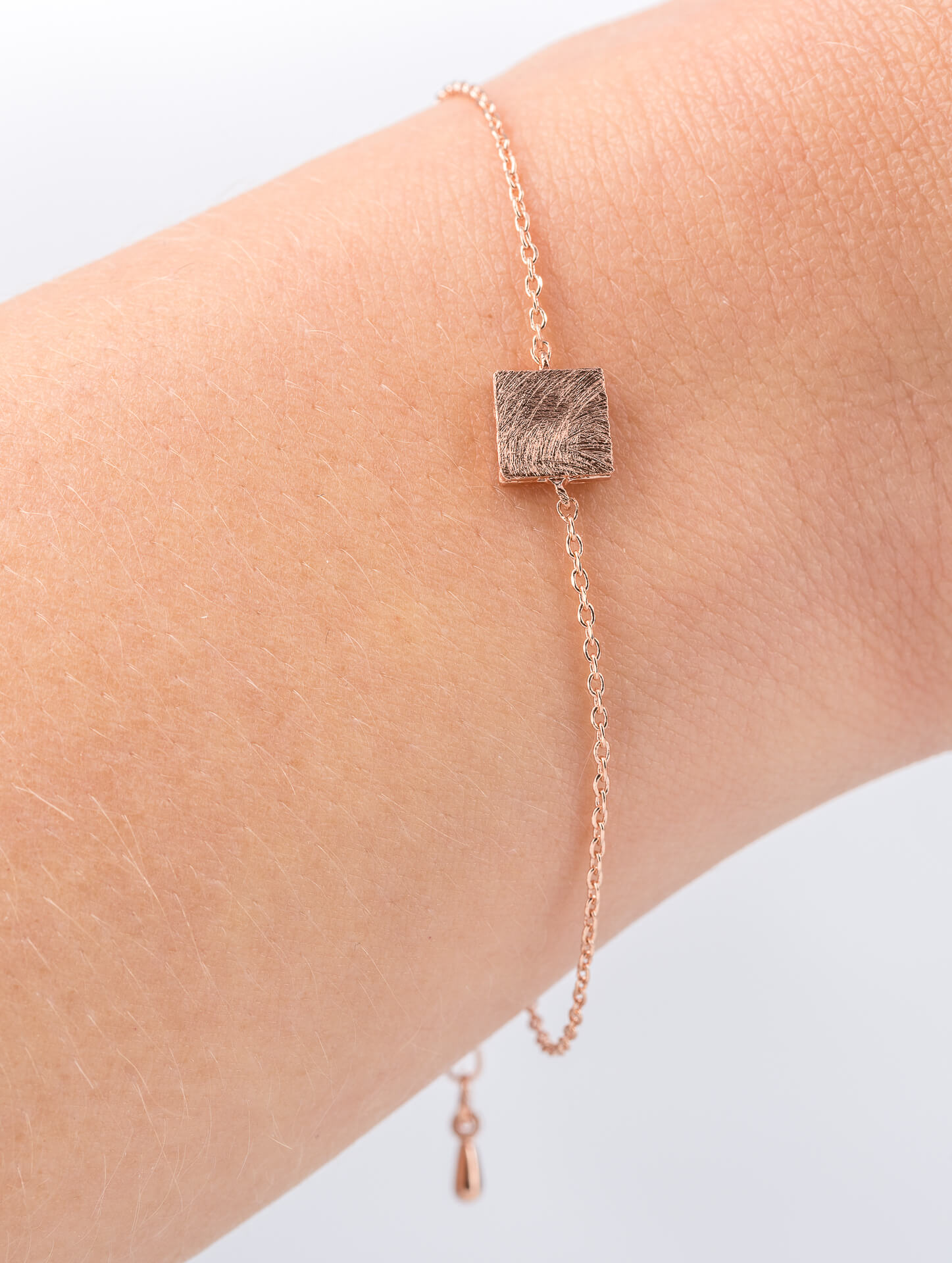 "Fine Filigré" feines Armband, Quadrat, rosévergoldet