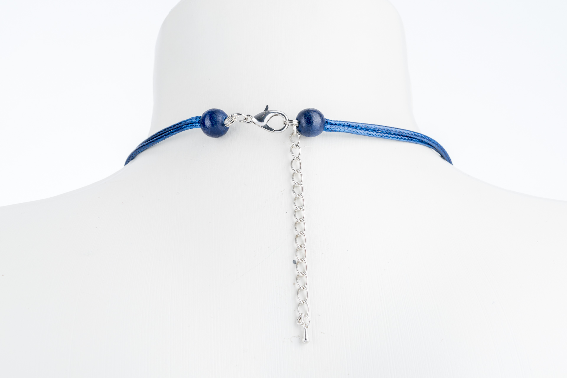 "Boho" kurze Kette mit Federn und Lederfransen - blue